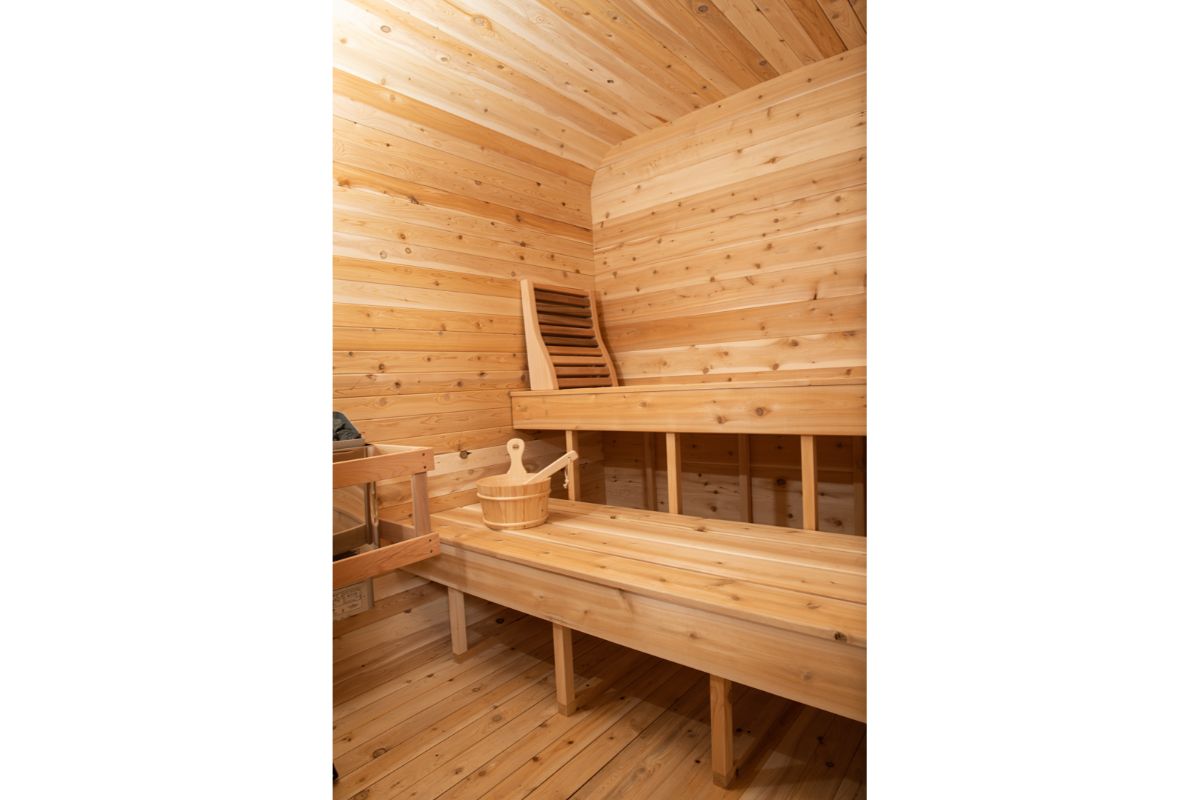 Dundalk Leisure Canadian Timber Luna Traditional Outdoor Sauna CTC22LU