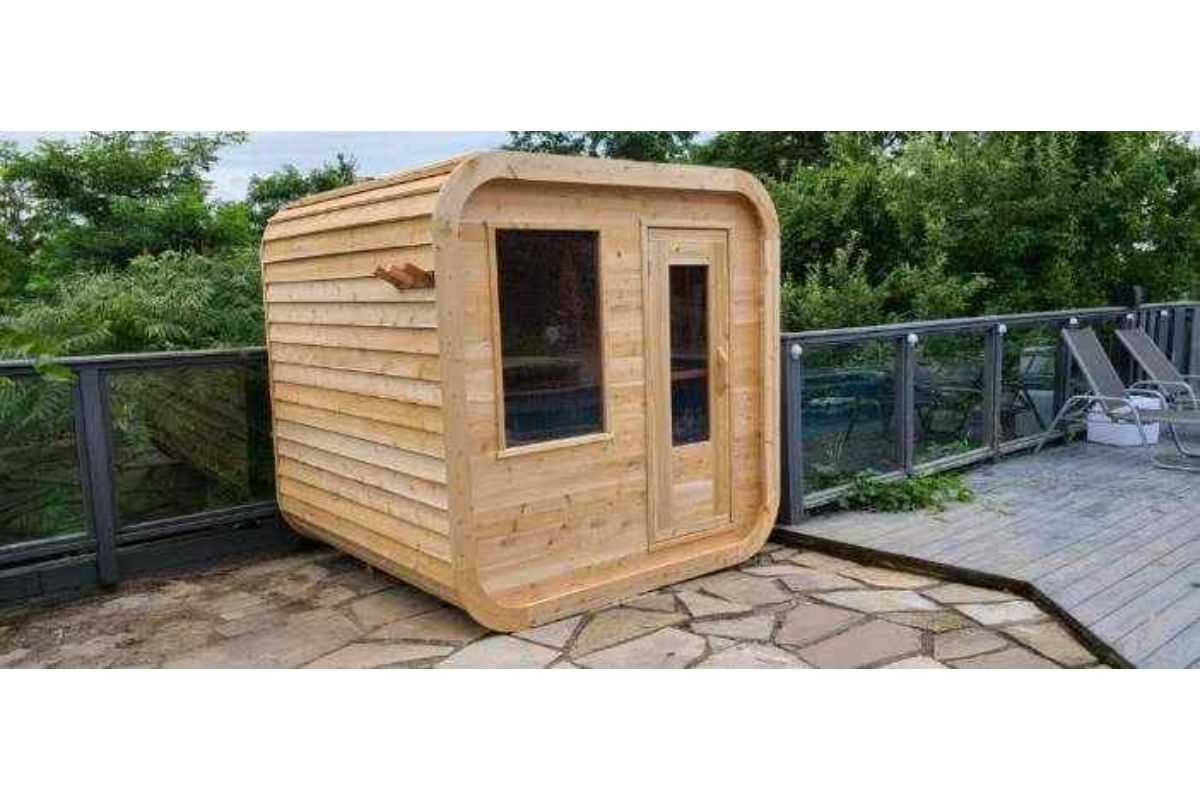 Dundalk Leisure Canadian Timber Luna Traditional Outdoor Sauna CTC22LU